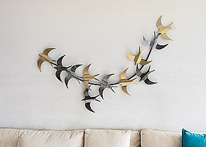 קישוט קיר מתכת דגם מעוף הציפור מבית סטאר שופ STAR SHOP קישוט קיר מתכת דגם מעוף הציפור מבית סטאר שופ STAR SHOP